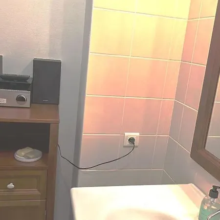 Apartment Authentique Et Confortable - Marais